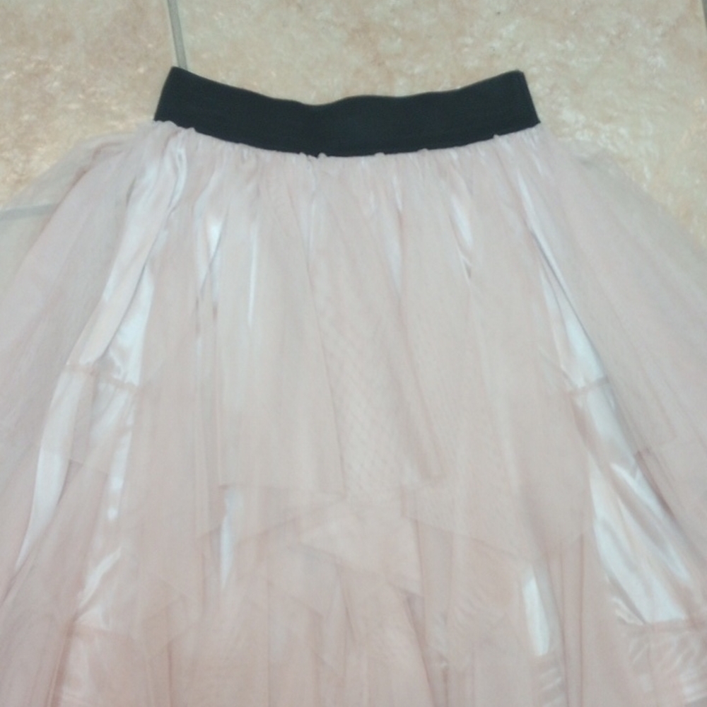 Girls Layered Tulle Skirt in Blush Pink with Elastic Waist - Picture 3 of 6